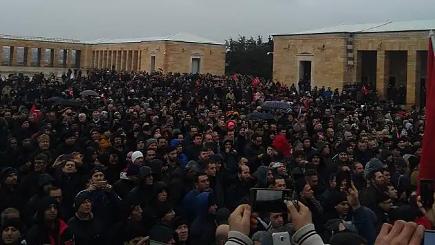 EYT'liler  Kayseri'den, Ankara'ya çıkarma yaptı