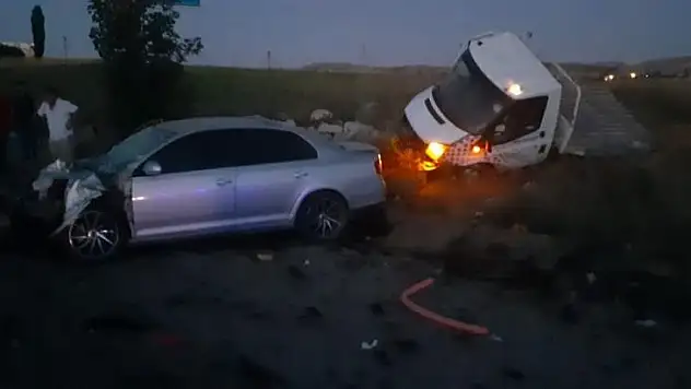 Feci kaza:  4'ü ağır 5 yaralı