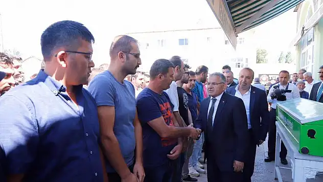 Feci kazada hayatını kaybeden Karaçam da son yolculuğuna uğurlandı