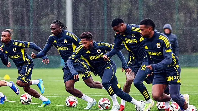 Fenerbahçe'nin 20 kişilik Kayseri ekibi belli oldu!