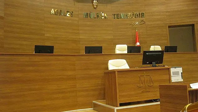 FETÖ'den adliyeye sevk edilen 13 kadından 8'i tutuklandı