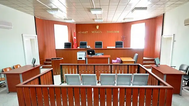 FETÖ'den 17 sağlıkçı tutuklandı