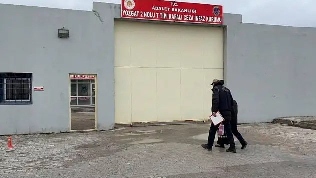 6 yıl cezası bulunan firari yakalandı