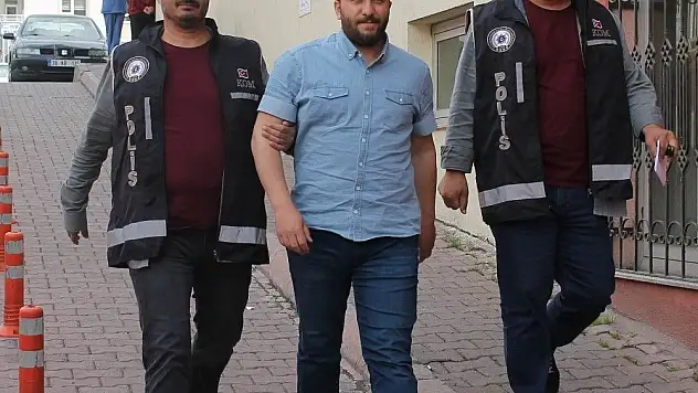 FETÖ zanlısı doktor kontrolünden geçirildi
