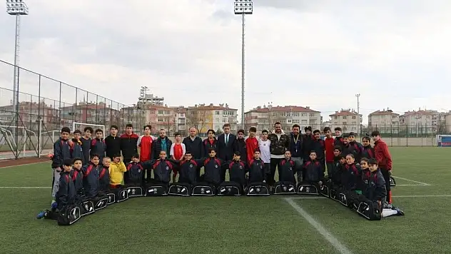 Futbolda alt yapı için malzeme dopingi