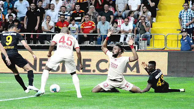 Galatasaray ile Kayserispor 49. randevuda