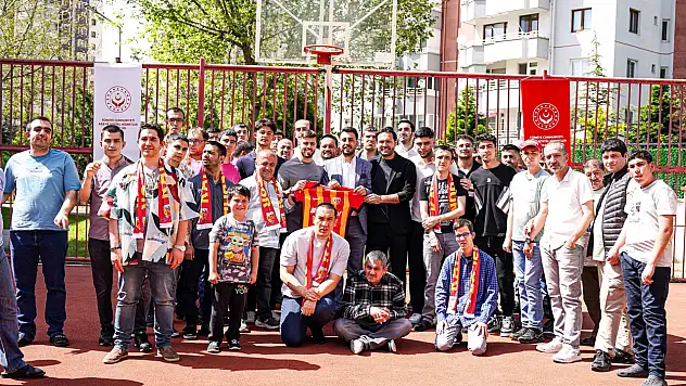 Galatasaray maçı öncesinde Kayserispor'dan anlamlı ziyaret