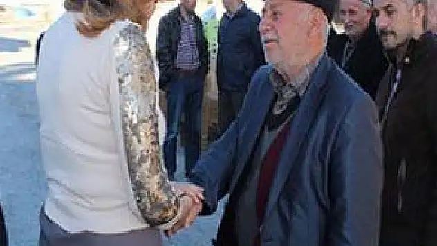 GANİRE PAŞAYEVA ŞEHİT BURHAN KAPLAN'IN AİLESİNİ ZİYARET ETTİ