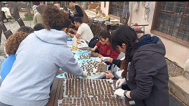 Geleceğin mimarlarının Zile'de dikkat çeken mesaisi!
