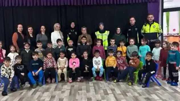 Geleceğin sürücülerine trafik eğitimi