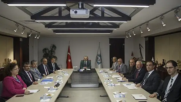 &quotGelecek Türkiye'nin, gelecek Kayseri'nin&quot