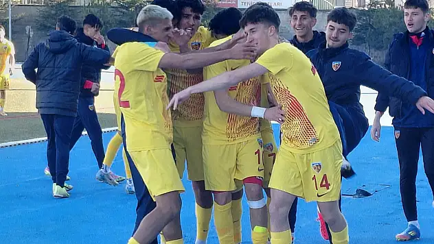 Gelişim U-19 PAF Ligi'nde Kayserispor berabere kaldı!