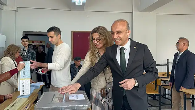 Genç oyunu kullandı