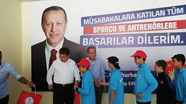 Genç şampiyonlar ödüllendirildi
