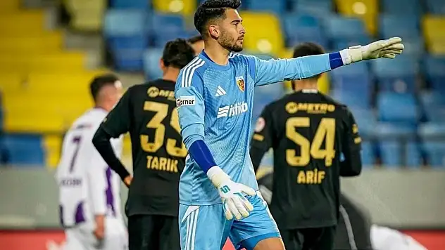 Genç yıldız resmen İngiltere'ye gidiyor! Kayserispor'un kasasına ne kadar girecek?