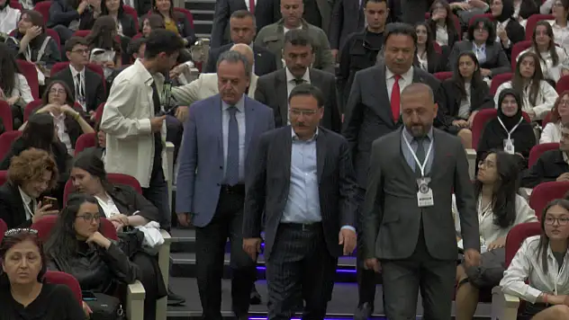 Gençler çevresel sorunlara çözüm arıyor