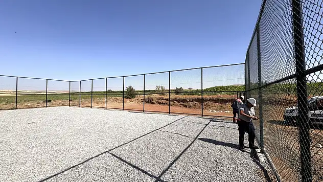 Gençleri sevindiren haber: 3 farklı mahalleye futbol sahası yapılacak