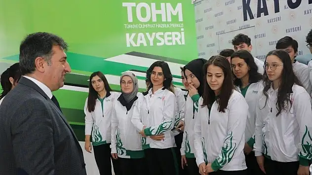 'Gençlik Psikolojisi, gönüllülük bilinci, davranışsal bağımlılık' projesinin protokolü imzalandı
