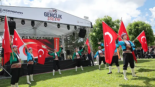 Gençlik Şöleni'ne yoğun ilgi