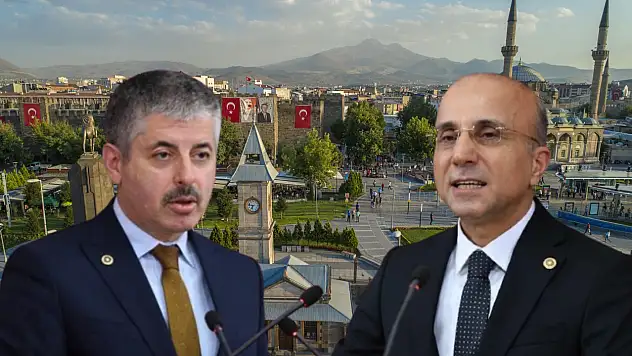 'Gerçek'ler Çopuroğlu ile Genç'i karşı karşıya getirdi