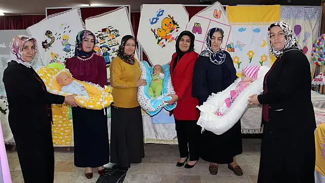 Germirli kadınlardan annelere özel bebek yuvası