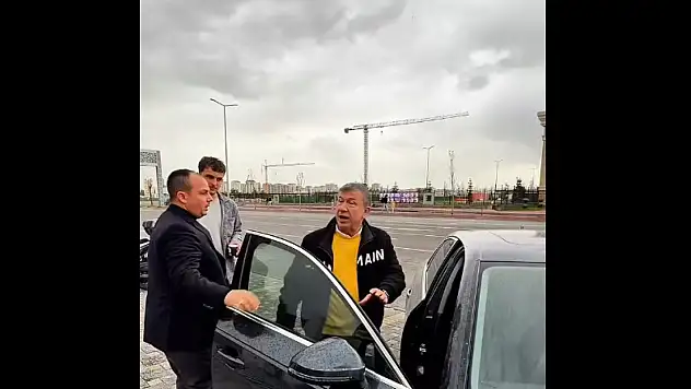 Avrupa Gol kralı Kayseri'de görüldü! Bakın kimi ziyaret etti?
