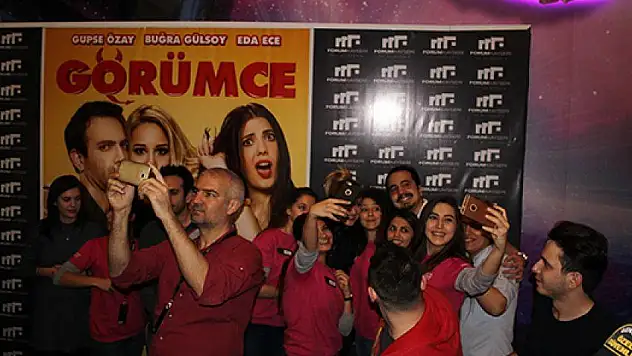 Görümce filminin oyuncuları Forum Kayseri'de