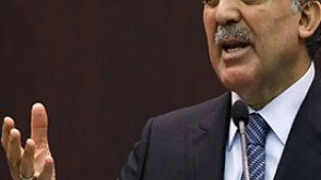 GÜL'DEN, HÜKÜMETE DIŞ POLİTİKA ELEŞTİRİSİ