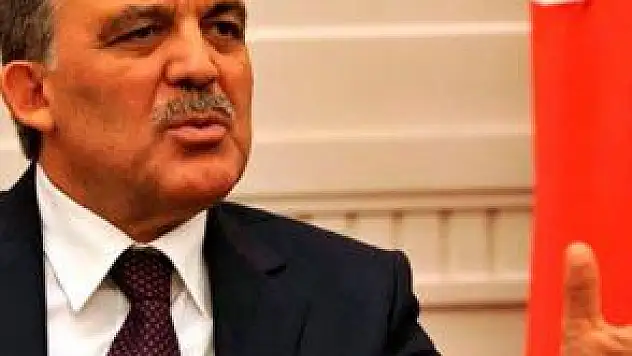 GÜL'DEN TARTIŞMALI İMZA 