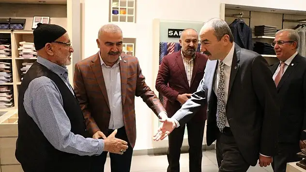 Gülsoy, enflasyonla mücadele eden firmaları ziyaret etti
