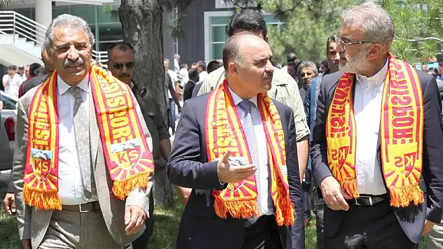 Günaydın: Eleştiriler nezaket ve hukuk içerisinde olmalı