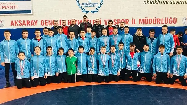 Güreşte Şampiyona Vizeleri Alındı