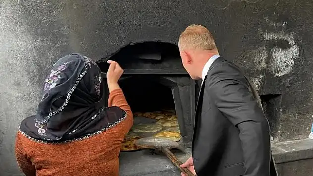 Güzelöz'de ekmek pişiren o isim bakın kim?