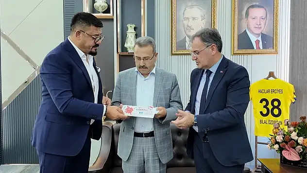 Hacılar'da eğitim için el ele: 465 öğrenciye yardım eli uzatıldı