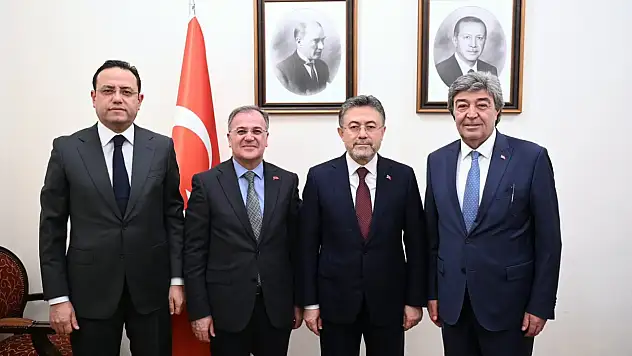 Hacılar için iki kritik ziyaret... Neler konuşuldu?