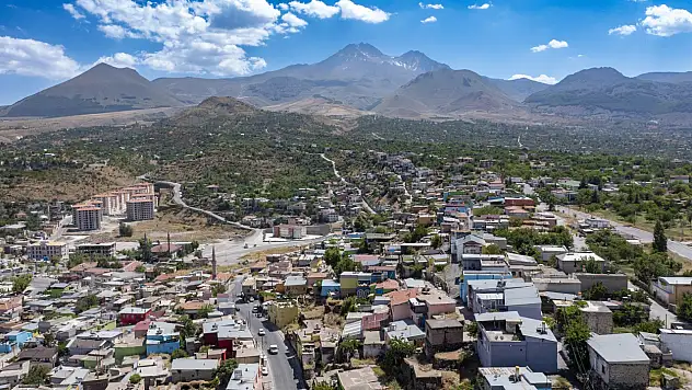 Hacılar'ın iklimini yarım yüzyıl boyunca şekillendiren o isim! Kayserili vekil açıkladı