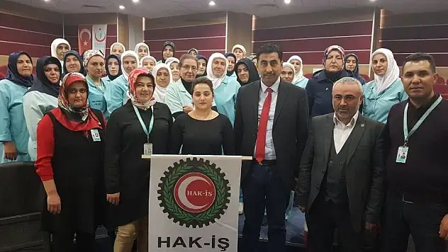 Hak-İş kadınları kadına yönelik şiddete 'hayır' dedi