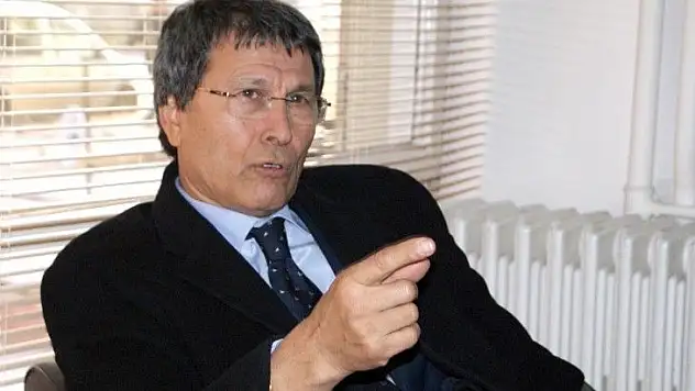 Halaçoğlu'dan iktidara göçmenlerle ilgili referandum göndermesi: Yarın sandık önlerine gelecek!