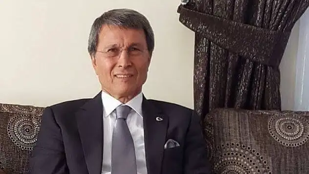 Halaçoğlu'ndan dikkat çeken eleştiri: '600 yıl gerideyiz!'
