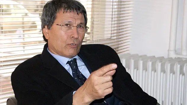  Halaçoğlu: Yiğit milletvekilleri varsa mahkemeye başvursunlar
