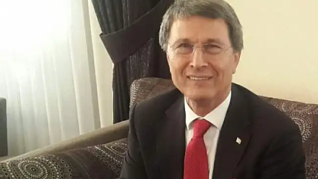 Halaçoğlu'dan, MHP yönetimine dikkat çeken çağrı!