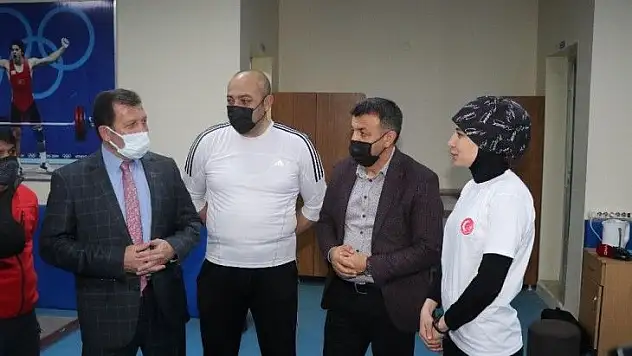Haltercilere malzeme dopingi