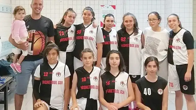 Hasketbol 11 yaşında