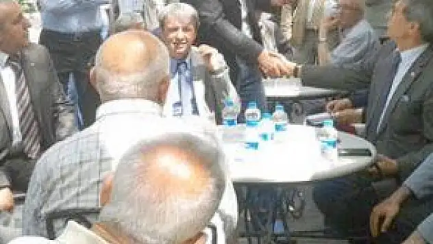 'HE HI DEYİP BİZİ KANDIRDILAR'