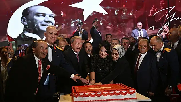 Hedefteki isim AK Parti Kayseri Milletvekili Hulusi Akar!