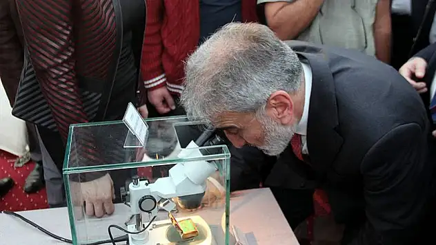 Hepsi Kayseri'de: Saç teline yazılan besmele, 