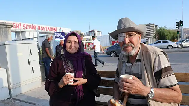 Her damlasından hayır, her bardağından iyilik akan çeşme...