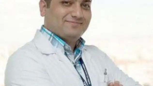 HER SAFRA KESESİ TAŞI AMELİYAT GEREKTİRMEZ