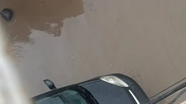 Evini su basan vatandaştan belediyeye sitem