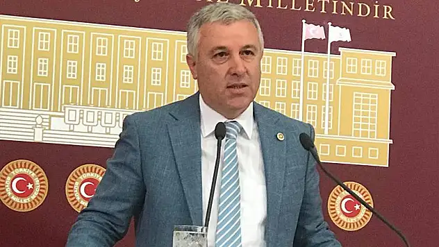 Hezarfen'i kim uçurdu?